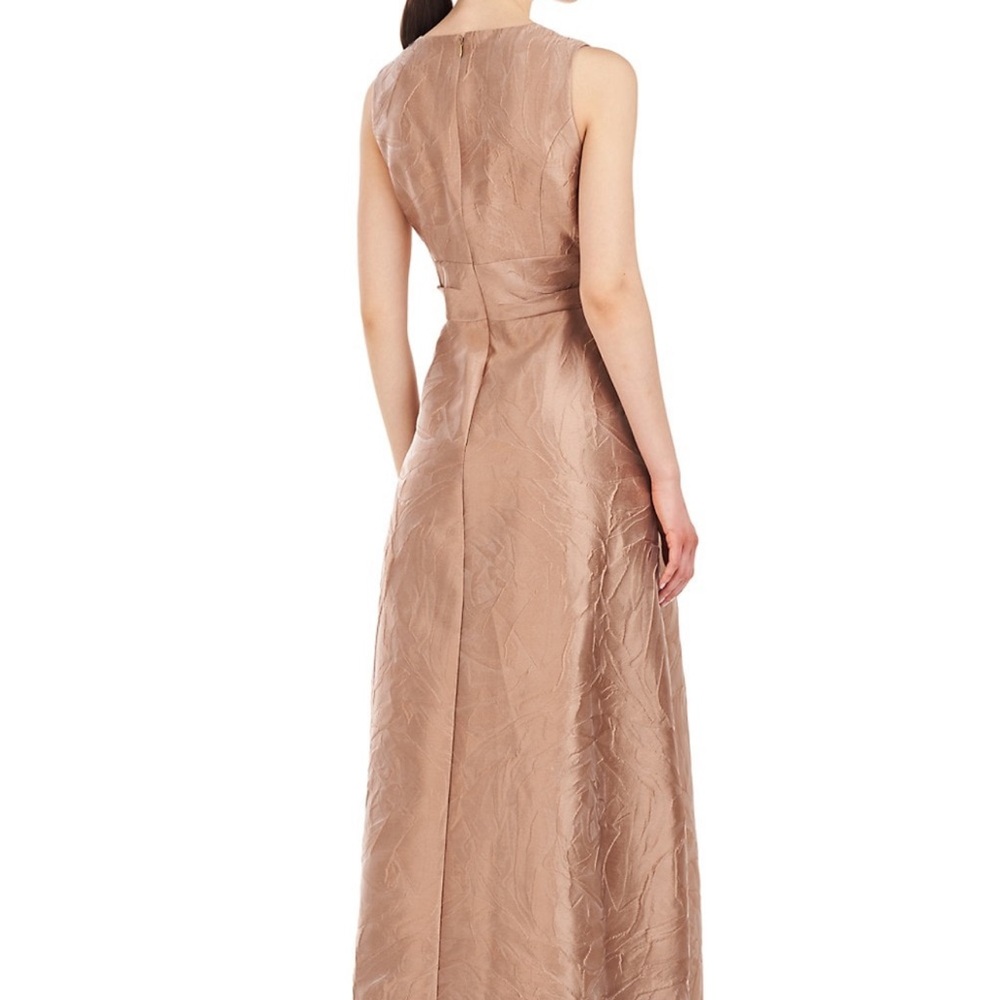 Elegant champagne Sleeveless Dress 14